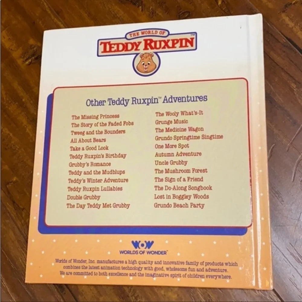 1986 Teddy Ruxpin Autumn Adventure HC WOW Book